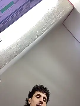 TheKing6ix9ine69 online show from January 16, 2026, 5:22 am