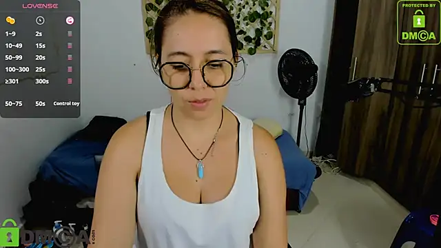 isa loves cum online show from October 11, 2025, 2:22 am