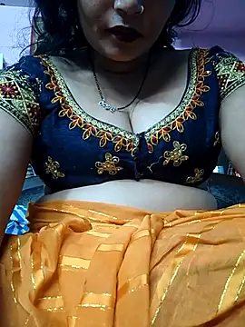 Snapshot of Ritasingh-0461 chatting on February 21, 2025, 12:49 am Ritasingh-0461 online show from February 21, 2025, 12:49 am