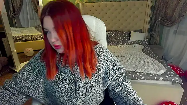 RosieMoons online show from February 25, 2025, 7:47 pm