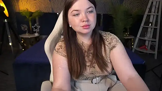 RosieMoons online show from September 27, 2025, 7:19 pm