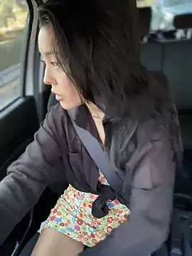 Snapshot of IzanamiTime chatting on January 13, 2025, 1:34 am IzanamiTime online show from January 13, 2025, 1:34 am