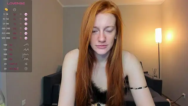 Aliceginger99 online show from December 7, 2024, 3:58 am