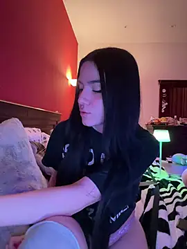 ShannonShanny online show from February 4, 2025, 6:06 pm