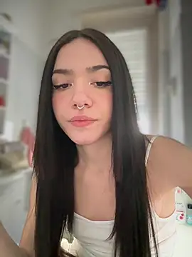 ShannonShanny online show from March 6, 2025, 11:36 am