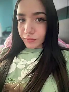 ShannonShanny online show from March 13, 2025, 1:18 pm