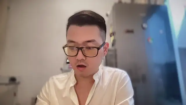 wangjian2324 online show from February 16, 2025, 6:10 pm