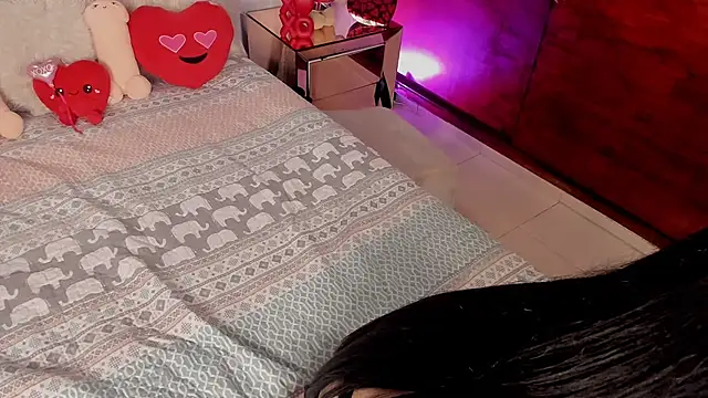 Snapshot of Nikole66_ chatting on February 11, 2025, 1:52 am Nikole66 online show from February 11, 2025, 1:52 am