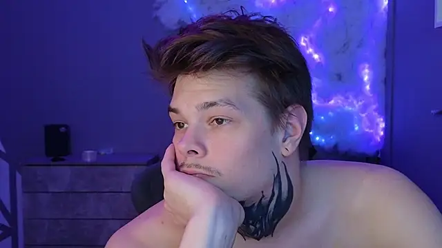 DENIS HERE online show from December 31, 2024, 9:17 pm