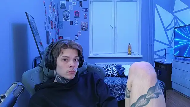 DENIS HERE online show from February 18, 2025, 3:42 am