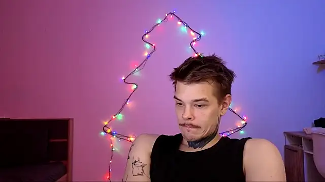 DENIS HERE online show from November 28, 2025, 8:33 pm