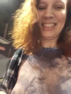 Exhibitionsplit online show from January 13, 2026, 10:04 pm