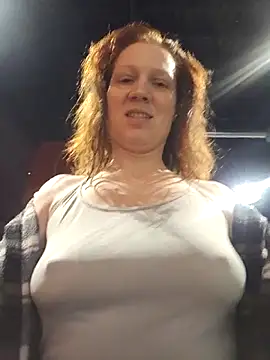 Exhibitionsplit online show from February 2, 2026, 10:19 pm