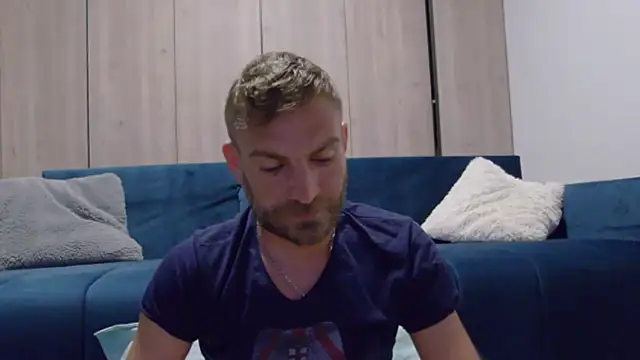 10in deluxe online show from October 25, 2025, 5:08 pm