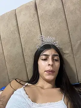 cristel 17 online show from March 13, 2026, 10:49 pm