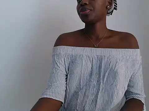 Snapshot of black___ghodess chatting on September 17, 2025, 7:43 am black   ghodess online show from September 17, 2025, 7:43 am
