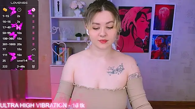 cutie mili online show from February 3, 2025, 3:42 am