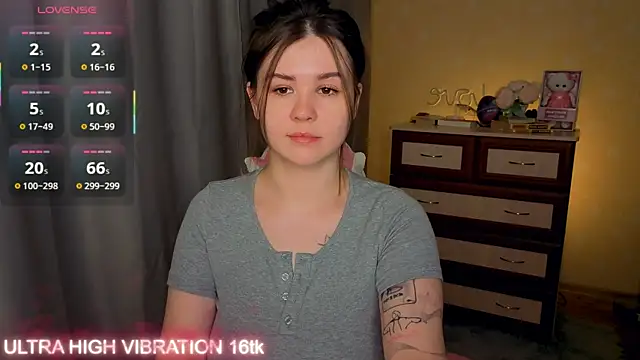 cutie mili online show from April 1, 2026, 3:09 pm