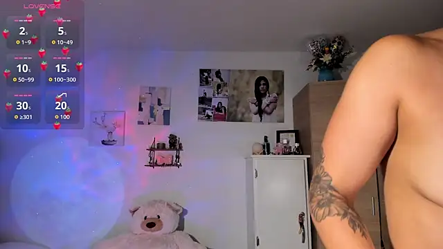 VeronikaOlsen online show from October 6, 2025, 11:40 am