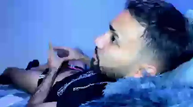 Dar milk online show from February 19, 2025, 8:41 pm