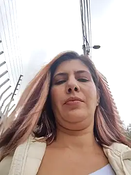 scarlett moore online show from October 20, 2025, 2:17 pm