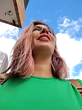 scarlett moore online show from January 18, 2026, 2:21 pm