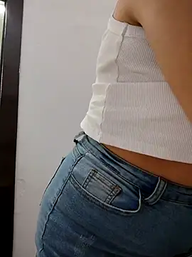 scarlett moore online show from March 18, 2026, 2:42 pm