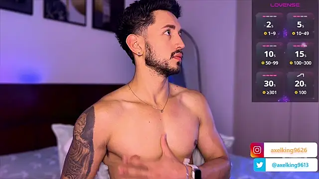 AxelKing1326 online show from April 25, 2026, 9:12 pm