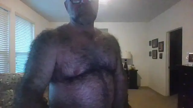 Snapshot of chainjulious chatting on March 16, 2026, 1:04 pm chainjulious online show from March 16, 2026, 1:04 pm