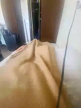 Snapshot of DesiRocco7 chatting on February 28, 2025, 5:26 am DesiRocco7 online show from February 28, 2025, 5:26 am