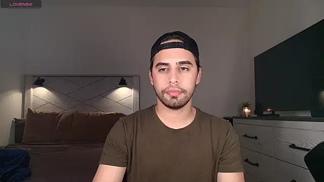Snapshot of thonylewys chatting on October 18, 2025, 1:08 am thonylewys online show from October 18, 2025, 1:08 am