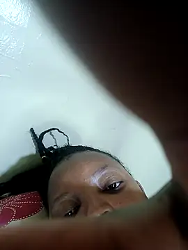 Miss lisa- online show from September 22, 2025, 1:35 pm