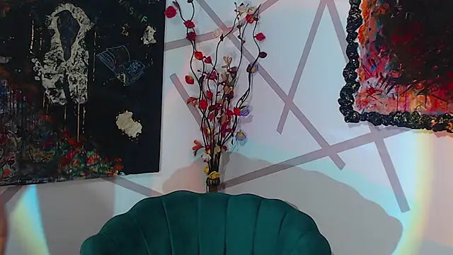 Snapshot of ZaSha__ chatting on February 6, 2025, 11:21 am ZaSha   online show from February 6, 2025, 11:21 am