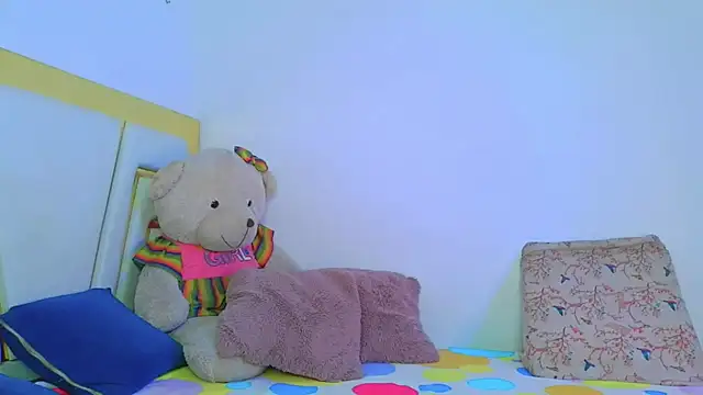 DayanaWood online show from October 14, 2025, 2:18 pm