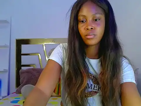 DayanaWood online show from November 11, 2025, 2:39 pm