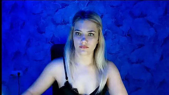 Snapshot of nika_gold1 chatting on October 13, 2025, 5:46 pm nika gold1 online show from October 13, 2025, 5:46 pm