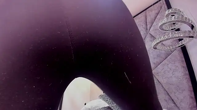 Camilaa Sanchez  online show from February 4, 2025, 11:05 am