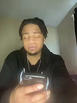 Snapshot of Elgrazonamor chatting on February 22, 2025, 6:19 pm Elgrazonamor online show from February 22, 2025, 6:19 pm