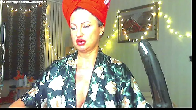 Snapshot of hornymommy69_ chatting on January 12, 2025, 3:03 pm hornymommy69 online show from January 12, 2025, 3:03 pm