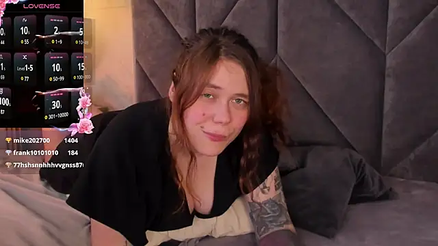 SophiePure online show from February 9, 2025, 3:11 am