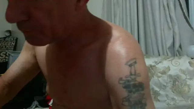 butseriouslykahnt online show from December 20, 2024, 3:42 pm