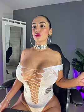 alina cruz online show from March 24, 2026, 10:59 pm