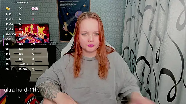 Snapshot of flower_sarah_ chatting on April 23, 2026, 12:15 pm flower sarah online show from April 23, 2026, 12:15 pm