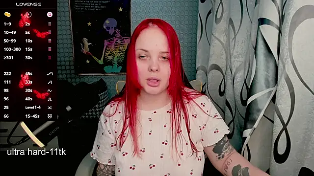Snapshot of flower_sarah_ chatting on July 9, 2026, 4:00 pm flower sarah online show from July 9, 2026, 4:00 pm