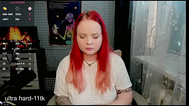 Snapshot of flower_sarah_ chatting on August 3, 2026, 2:44 pm flower sarah online show from August 3, 2026, 2:44 pm