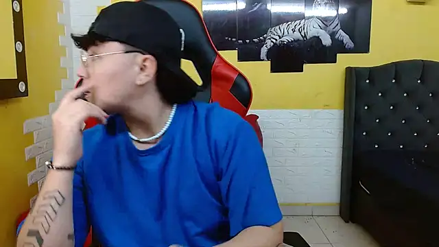 isabeautyx19 online show from January 7, 2026, 1:52 am