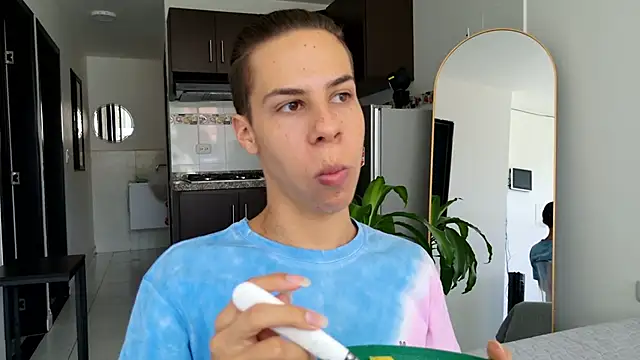 grey   27 online show from February 24, 2025, 5:20 pm