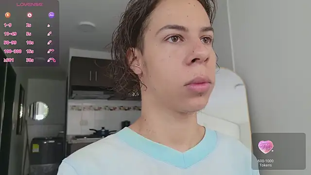 Snapshot of grey___27 chatting on January 19, 2026, 12:09 pm grey 27 online show from January 19, 2026, 12:09 pm