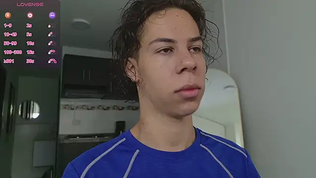 Snapshot of grey___27 chatting on February 18, 2026, 11:28 am grey 27 online show from February 18, 2026, 11:28 am