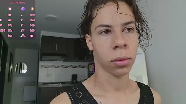 Snapshot of grey___27 chatting on February 23, 2026, 11:40 am grey 27 online show from February 23, 2026, 11:40 am